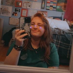 Meet your Posher, Julia